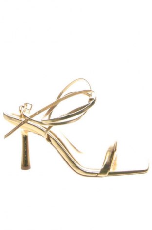 Sandalen Zara, Größe 37, Farbe Golden, Preis € 29,99