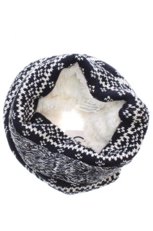 Šála Alcott, Barva Vícebarevné, Cena  165,00 Kč