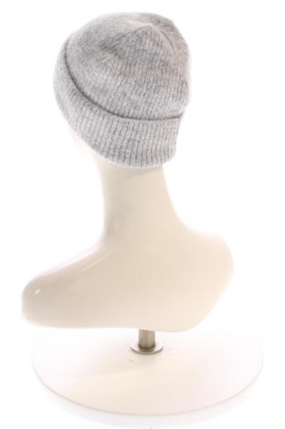 Hut Edited, Farbe Grau, Preis 30,99 €