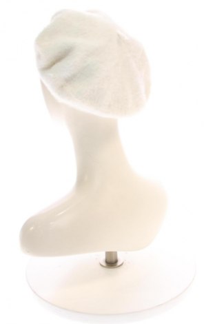 Mütze Eram, Farbe Weiß, Preis € 10,00