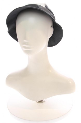 Шапка Nike, Цвят Многоцветен, Цена 62,00 лв.