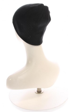 Căciulă Reserved, Culoare Negru, Preț 35,36 Lei