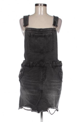 Latzkleid Sheilay, Größe XL, Farbe Schwarz, Preis 20,00 €