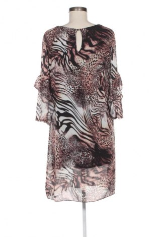 Сукман Unbranded, Размер M, Цвят Многоцветен, Цена 39,00 лв.