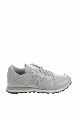 Дамски обувки New Balance, Размер 39, Цвят Сив, Еко кожа, Цена 169,16 лв.