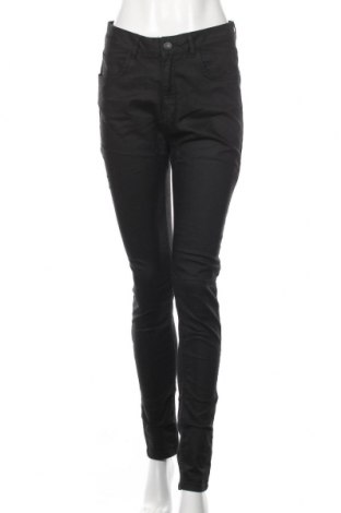 Γυναικείο παντελόνι Just Female, Μέγεθος M, Χρώμα Μαύρο, Τιμή 8,64 €