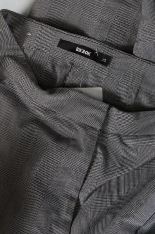 Γυναικείο παντελόνι Bik Bok, Μέγεθος XS, Χρώμα Γκρί, Τιμή 25,36 €