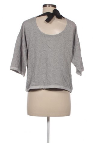 Γυναικεία μπλούζα, Μέγεθος S, Χρώμα Γκρί, Τιμή 2,59 €