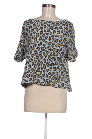 Дамска блуза, Размер S, Цвят Многоцветен, Цена 3,42 лв.
