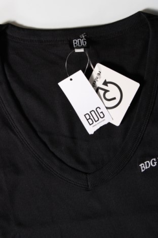 Дамска блуза BDG, Размер XS, Цвят Черен, Цена 8,64 лв.