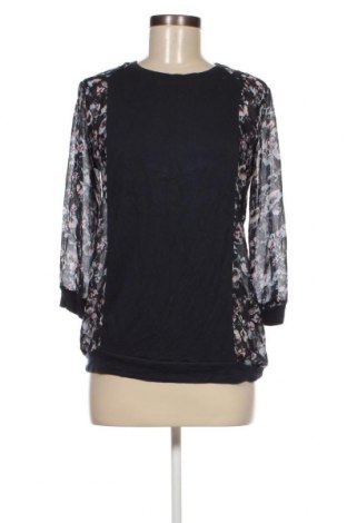 Γυναικεία μπλούζα Bershka, Μέγεθος M, Χρώμα Μπλέ, Τιμή 1,75 €