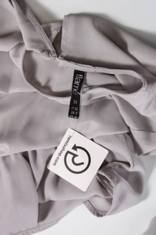 Γυναικεία μπλούζα Flame, Μέγεθος XS, Χρώμα Γκρί, Τιμή 9,62 €