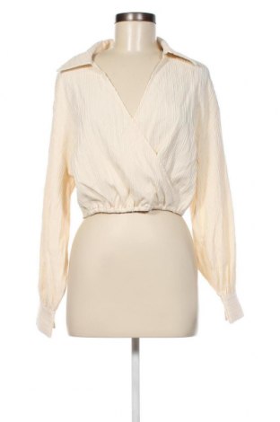Дамска блуза Gina Tricot, Размер S, Цвят Бежов, Цена 9,60 лв.