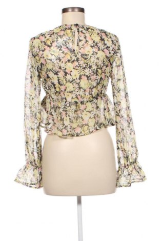 Дамска блуза Gina Tricot, Размер XXS, Цвят Многоцветен, Цена 7,20 лв.