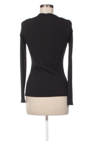 Γυναικεία μπλούζα Gina Tricot, Μέγεθος M, Χρώμα Μαύρο, Τιμή 9,28 €