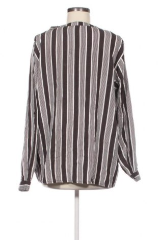 Γυναικεία μπλούζα Kaffe, Μέγεθος XL, Χρώμα Πολύχρωμο, Τιμή 37,11 €