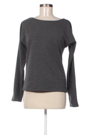 Damen Shirt Makadamia, Größe M, Farbe Grau, Preis 2,67 €
