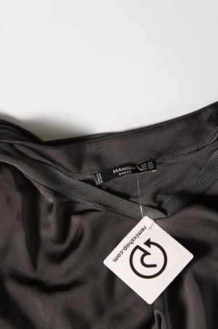 Γυναικεία μπλούζα Mango, Μέγεθος XS, Χρώμα Μαύρο, Τιμή 2,23 €