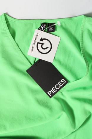 Дамска блуза Pieces, Размер M, Цвят Зелен, Цена 6,40 лв.