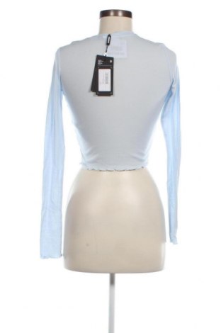 Дамска блуза Weekday, Размер XS, Цвят Син, Цена 8,40 лв.