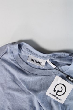 Γυναικεία μπλούζα Weekday, Μέγεθος L, Χρώμα Μπλέ, Τιμή 3,92 €