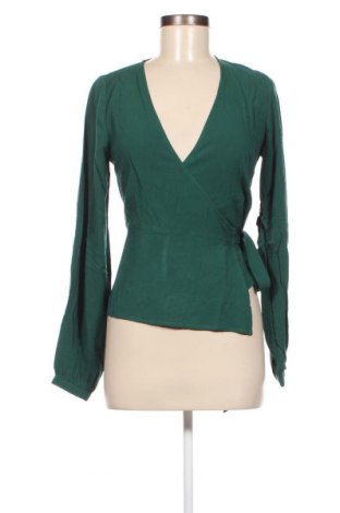 Дамска блуза Y.A.S, Размер XS, Цвят Зелен, Цена 23,46 лв.