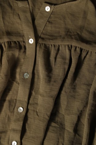 Dámska košeľa , Veľkosť M, Farba Zelená, Cena  1,70 €