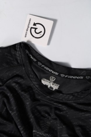Γυναικεία αθλητική μπλούζα, Μέγεθος M, Χρώμα Μαύρο, Τιμή 2,12 €
