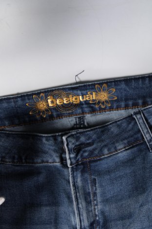 Damskie jeansy Desigual, Rozmiar M, Kolor Niebieski, Cena 285,66 zł