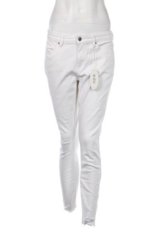 Γυναικείο Τζίν Edc By Esprit, Μέγεθος M, Χρώμα Λευκό, Τιμή 9,87 €