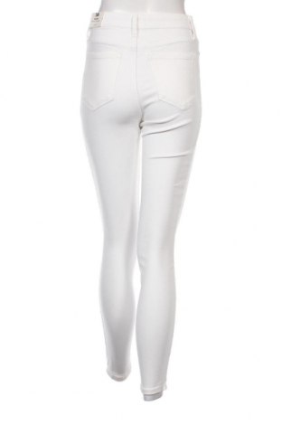 Damen Jeans Mango, Größe M, Farbe Weiß, Preis 12,97 €