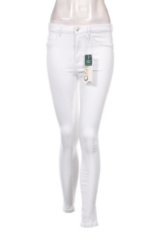 Damen Jeans ONLY, Größe M, Farbe Weiß, Preis 9,81 €