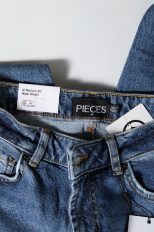 Damen Jeans Pieces, Größe M, Farbe Blau, Preis € 10,52