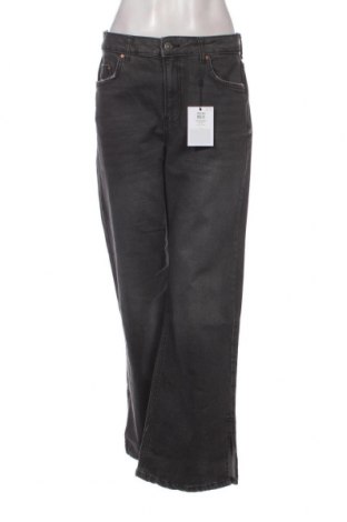 Damen Jeans Pieces, Größe L, Farbe Grau, Preis 10,52 €