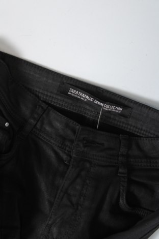 Дамски дънки Zara Trafaluc, Размер S, Цвят Черен, Цена 40,00 лв.
