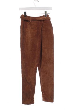 Γυναικείο κοτλέ παντελόνι Bershka, Μέγεθος XS, Χρώμα Καφέ, Τιμή 2,87 €
