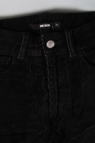 Γυναικείο κοτλέ παντελόνι Bik Bok, Μέγεθος XS, Χρώμα Μαύρο, Τιμή 2,87 €
