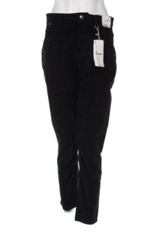 Pantaloni de velvet de femei Sinsay, Mărime M, Culoare Negru, Preț 37,83 Lei