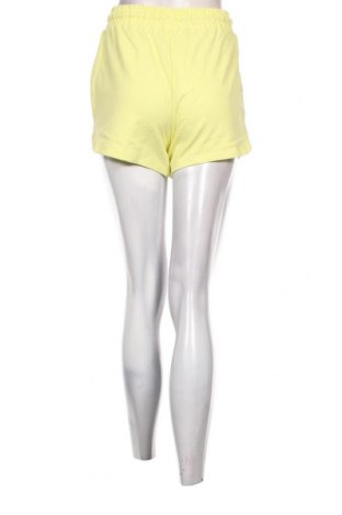 Дамски къс панталон ASYOU, Размер S, Цвят Жълт, Цена 10,08 лв.
