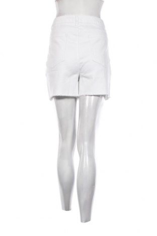 Γυναικείο κοντό παντελόνι Ajc, Μέγεθος XL, Χρώμα Λευκό, Τιμή 11,35 €