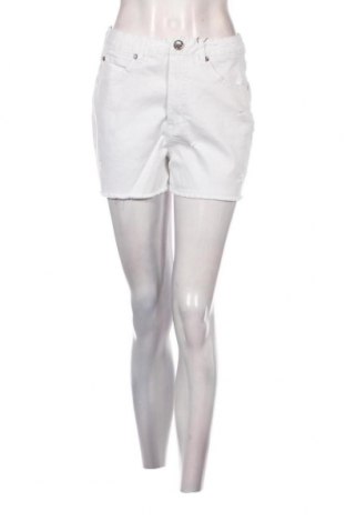 Дамски къс панталон Ajc, Размер XS, Цвят Бял, Цена 21,39 лв.