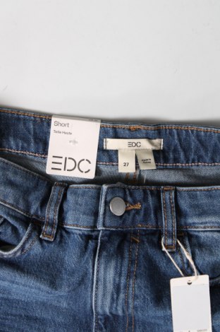 Γυναικείο κοντό παντελόνι Edc By Esprit, Μέγεθος S, Χρώμα Μπλέ, Τιμή 37,11 €