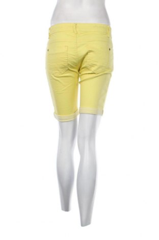 Γυναικείο κοντό παντελόνι Haily`s, Μέγεθος M, Χρώμα Κίτρινο, Τιμή 6,68 €