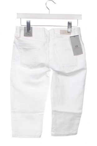 Дамски къс панталон Ltb, Размер S, Цвят Бял, Цена 26,64 лв.