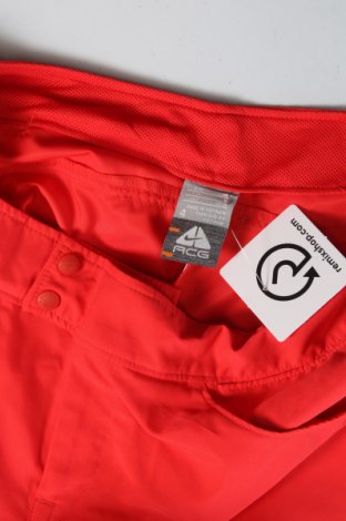 Γυναικείο κοντό παντελόνι Nike Acg, Μέγεθος XS, Χρώμα Κόκκινο, Τιμή 8,54 €
