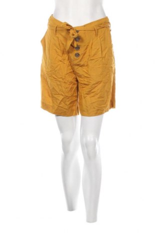 Γυναικείο κοντό παντελόνι ONLY, Μέγεθος S, Χρώμα Κίτρινο, Τιμή 10,31 €