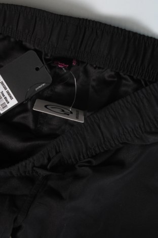 Γυναικείο κοντό παντελόνι Protest, Μέγεθος XL, Χρώμα Μαύρο, Τιμή 37,11 €