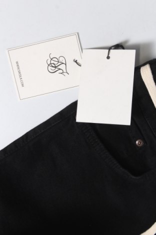 Дамски къс панталон SikSilk, Размер XS, Цвят Черен, Цена 21,60 лв.