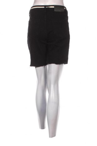 Дамски къс панталон SikSilk, Размер XS, Цвят Черен, Цена 12,96 лв.