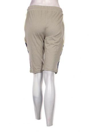 Pantaloni scurți de femei Staccato, Mărime XL, Culoare Verde, Preț 54,47 Lei